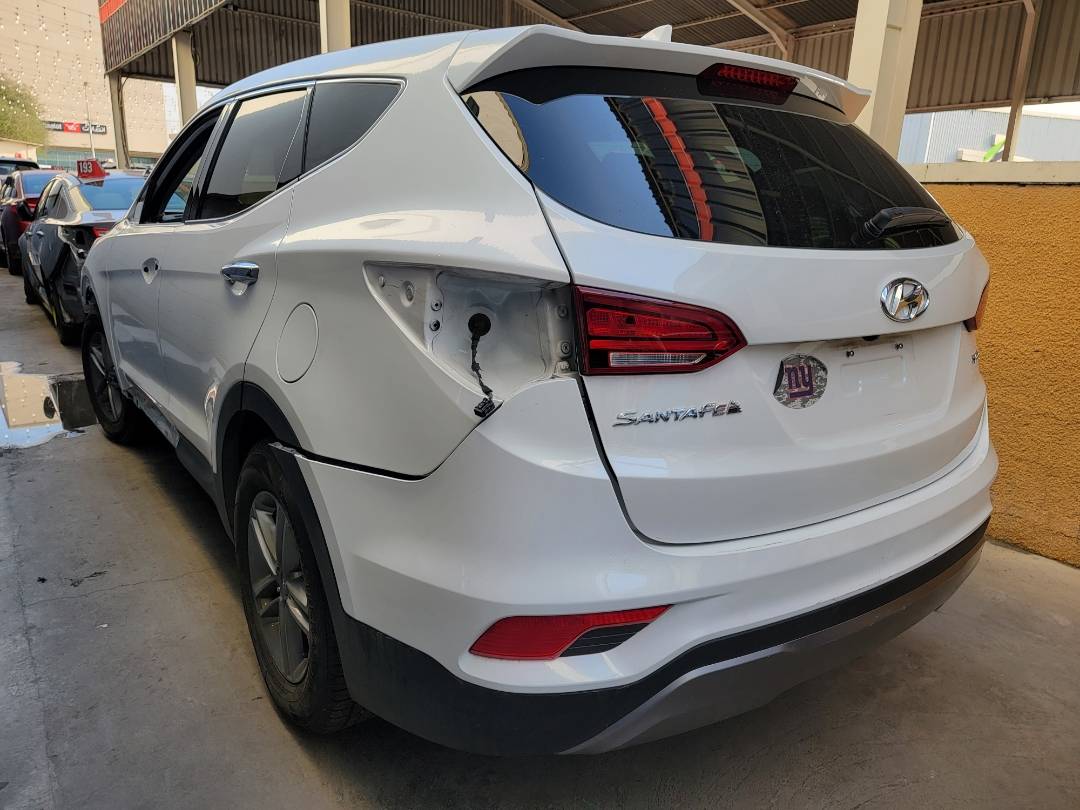 2017 HYUNDAI SANTA FE — 95296 Miles — Lot 86035 - Marhaba Auctions Used Cars - Image 3