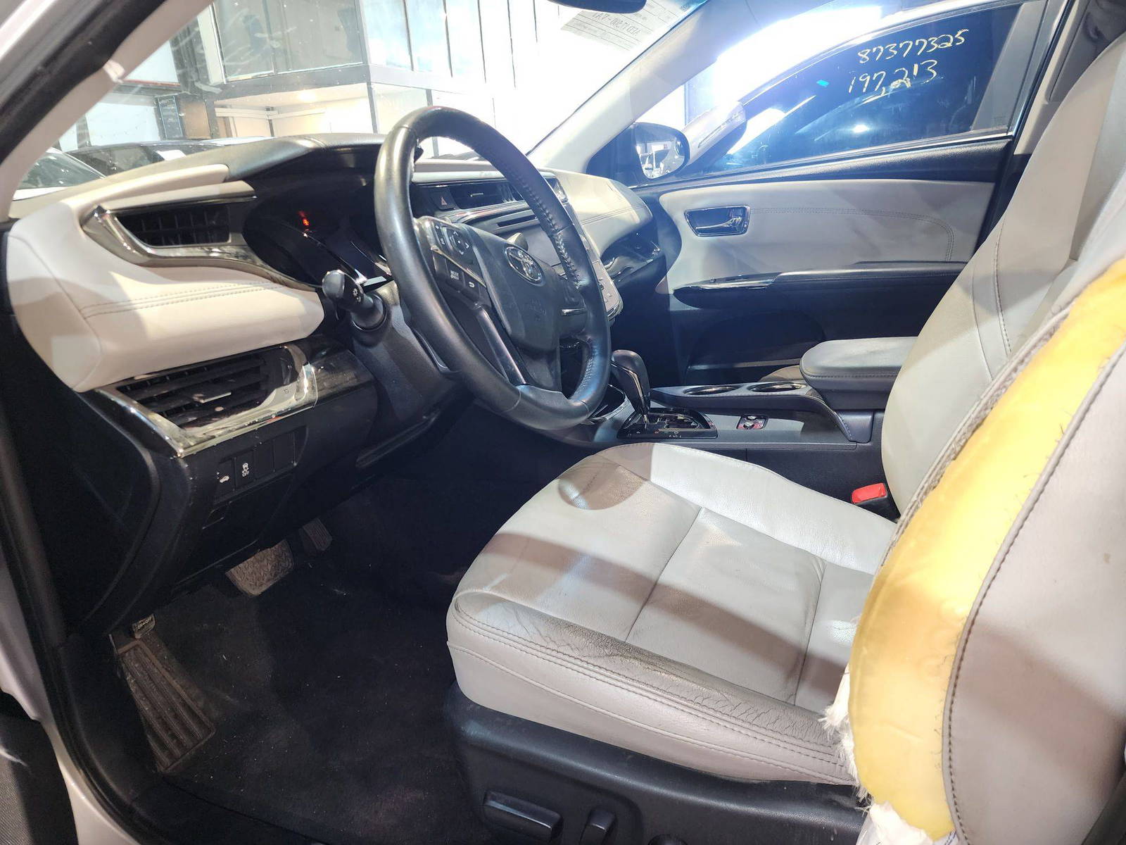 TOYOTA AVALON 2013 - Marhaba Auction Used Cars - Image 13