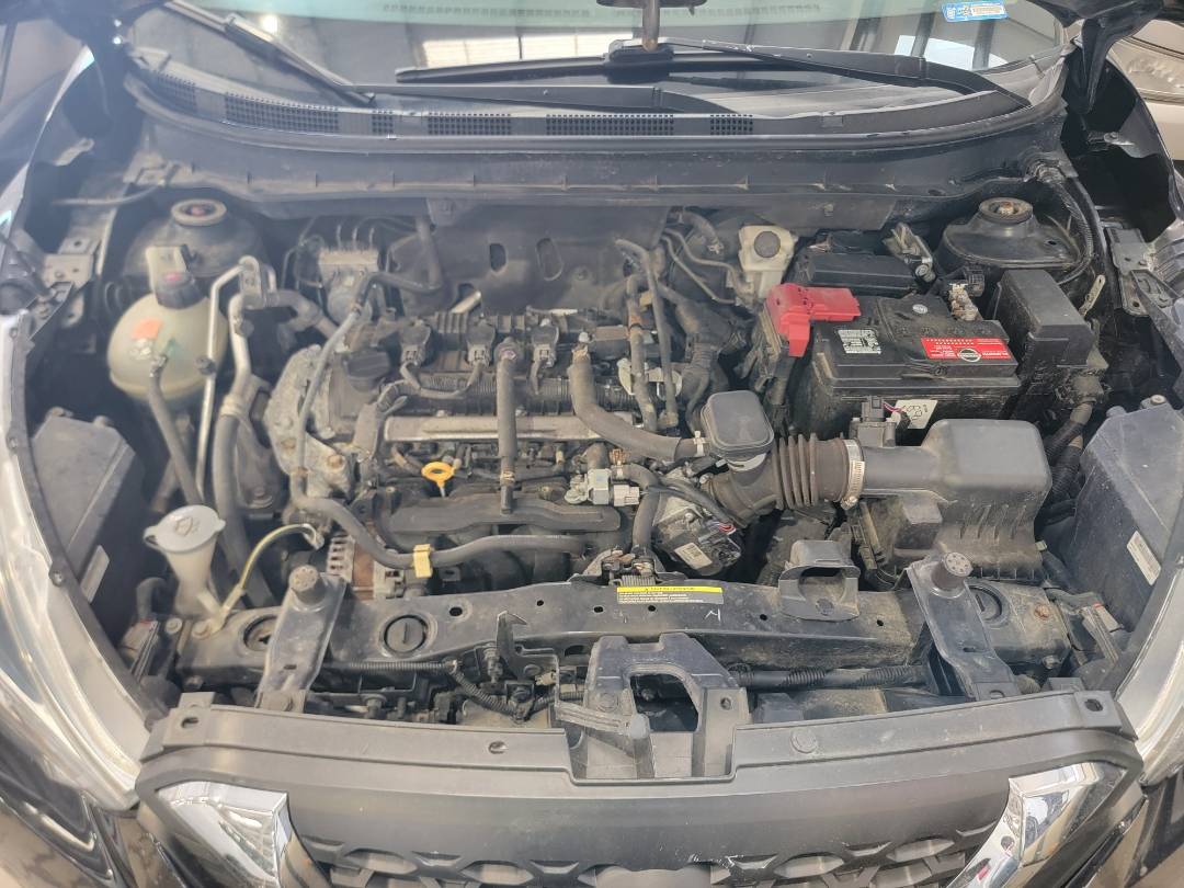 2018 NISSAN KICKS — 97368 Miles — Lot L511533 — Main - Marhaba Auctions Used Cars - Image 11