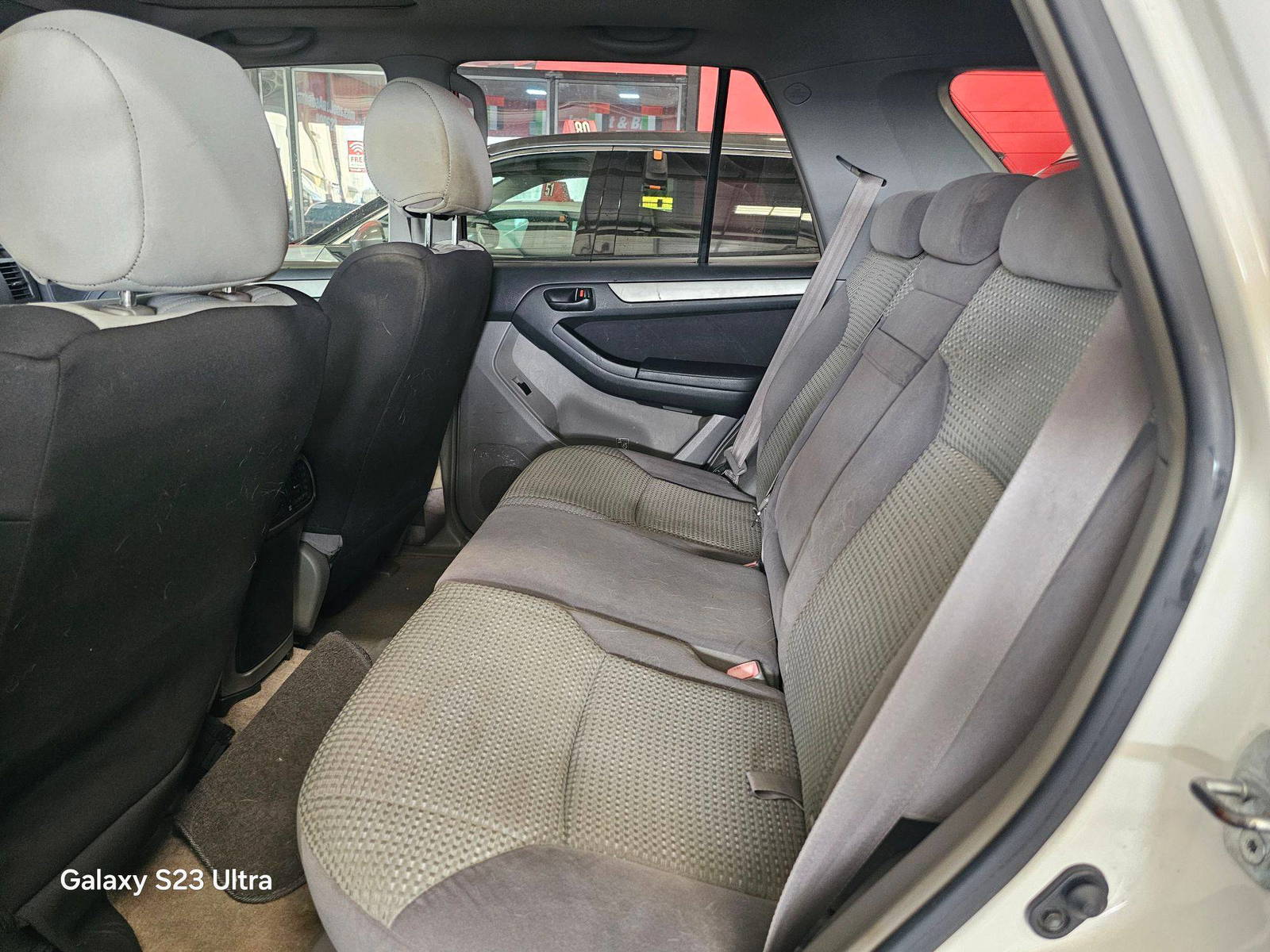 TOYOTA 4RUNNER 2005 - Marhaba Auction Used Cars - Image 9