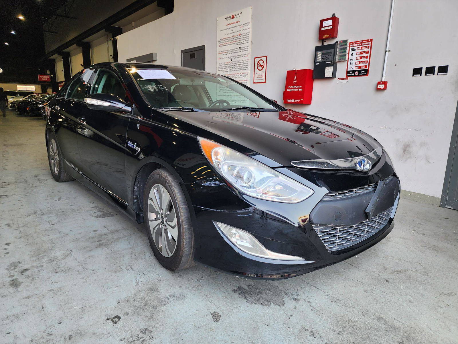 2015 HYUNDAI SONATA — 211716 Miles — Lot 131432 — Al Quoz - Marhaba Auctions Used Cars - Image 3