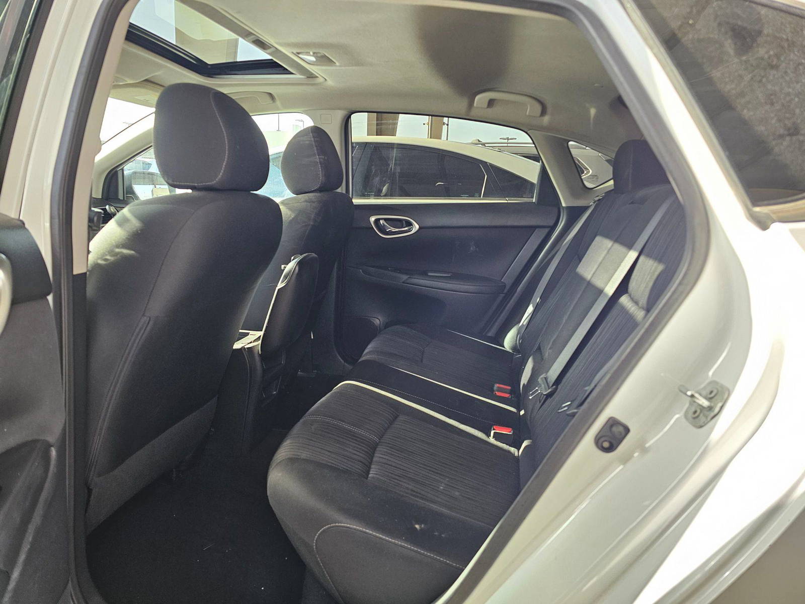 2018 NISSAN SENTRA — 204929 KM — Lot JY311062 — Souq - Marhaba Auctions Used Cars - Image 7