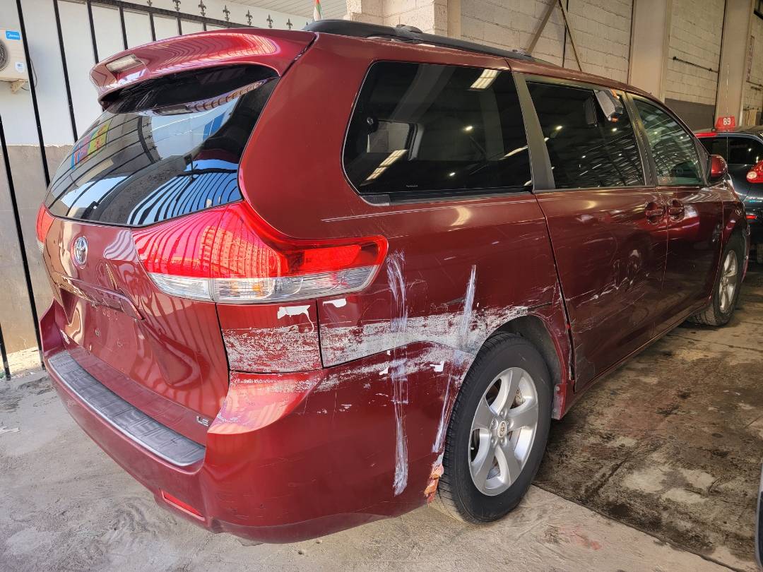 2011 TOYOTA SIENNA — 194042 Miles — Lot S010768 — Main - Marhaba Auctions Used Cars - Image 4