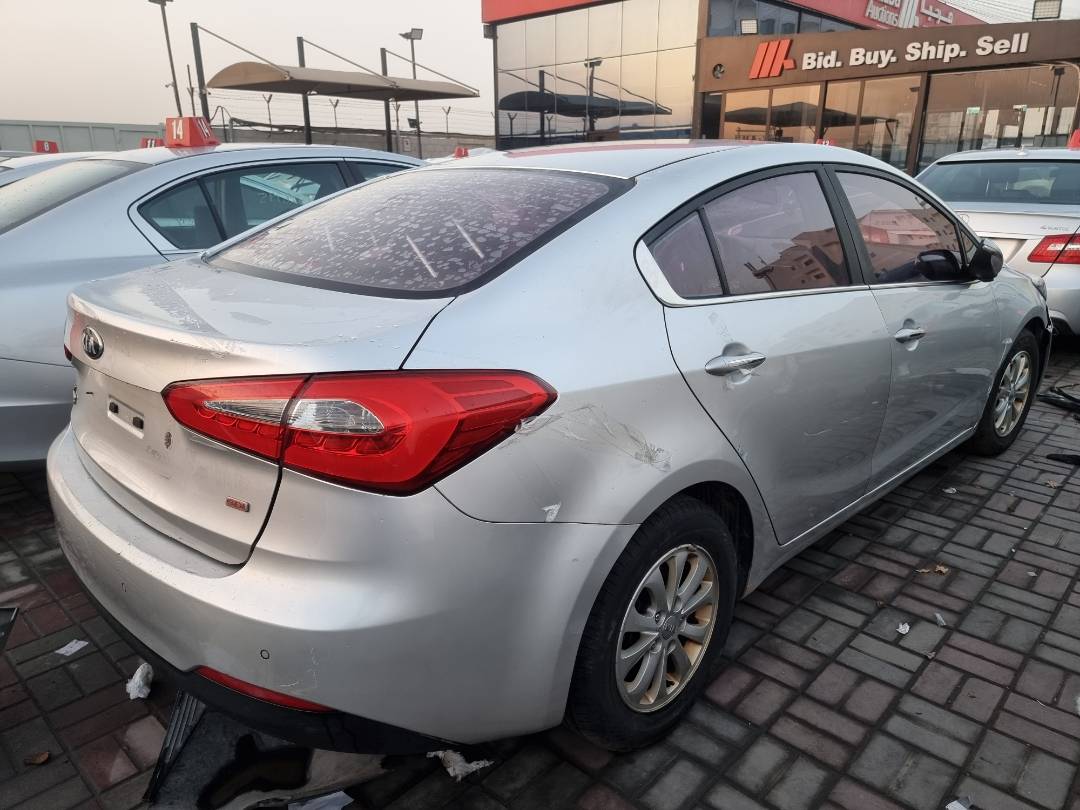 2013 KIA K3 — 268069 KM — Lot 125487 — Main - Marhaba Auctions Used Cars - Image 4