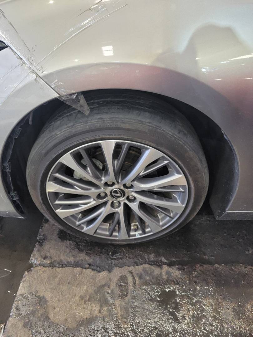 2021 LEXUS ES 300H — 71509 Miles — Lot 18MU008682 — Main - Marhaba Auctions Used Cars - Image 9
