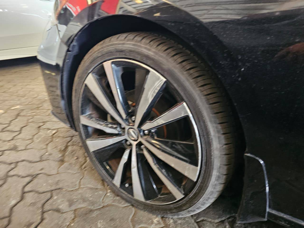 2019 NISSAN ALTIMA — 173758 Miles — Lot 155162 — Main - Marhaba Auctions Used Cars - Image 8