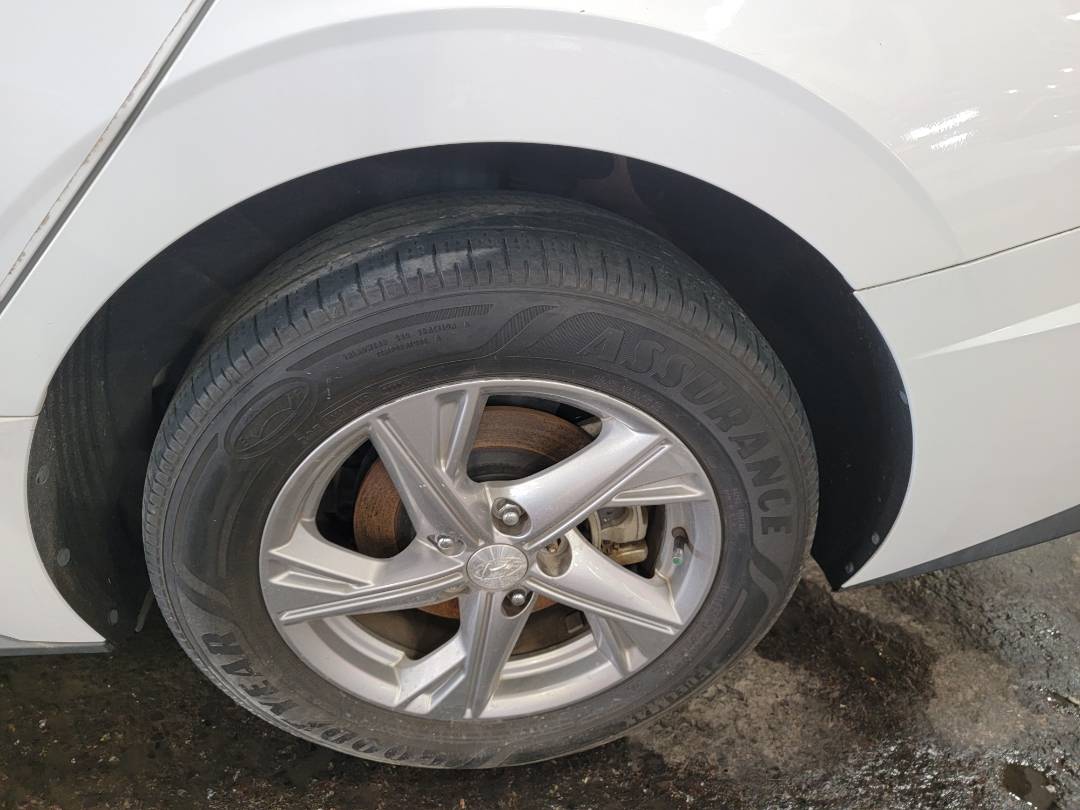 2020 HYUNDAI SONATA — 51519 Miles — Lot H056103 — Main - Marhaba Auctions Used Cars - Image 10