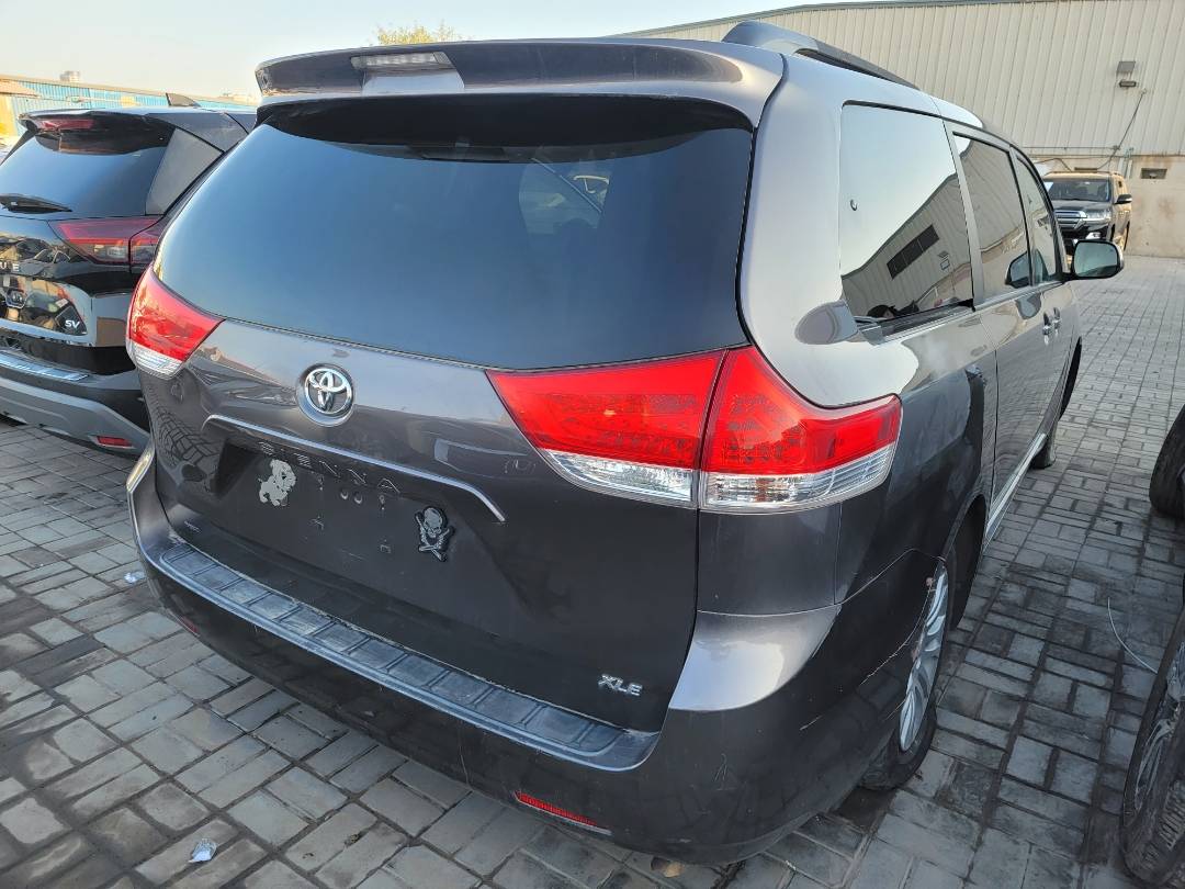 2012 TOYOTA SIENNA — 198759 Miles — Lot S243512 — Main - Marhaba Auctions Used Cars - Image 4