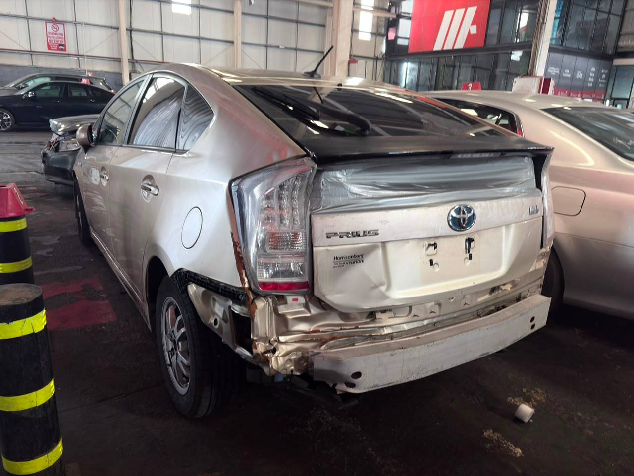 2011 TOYOTA PRIUS — 172050 Miles — Lot 98877705 — Main - Marhaba Auctions Used Cars - Image 5