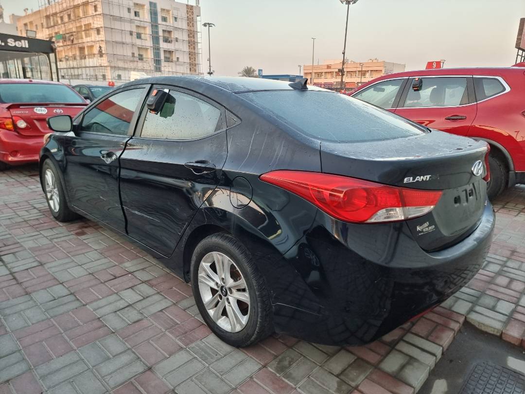 2011 HYUNDAI ELANTRA — 272109 Miles — Lot 215478 — Ind. 12 - Marhaba Auctions Used Cars - Image 4