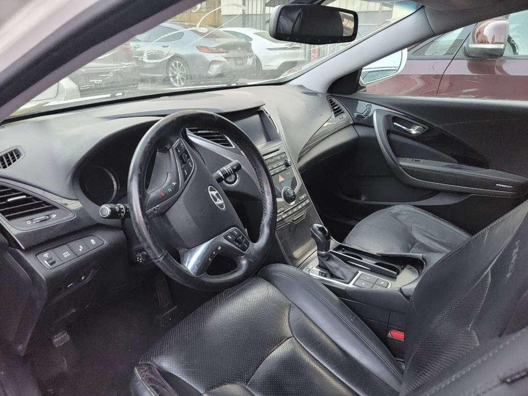 2015 HYUNDAI AZERA — 87350 Miles — Lot 483190 — Main - Marhaba Auctions Used Cars - Image 9
