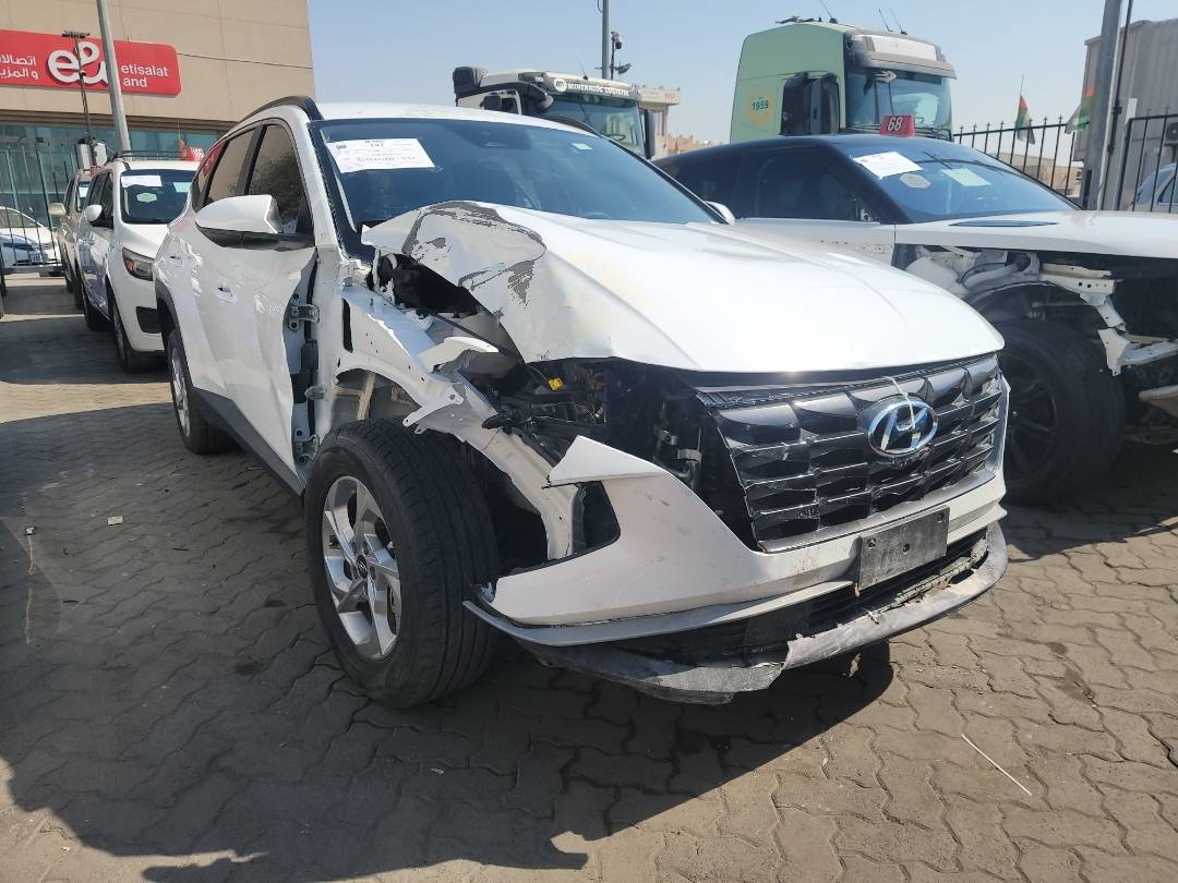 2024 HYUNDAI TUCSON — 14268 Miles — Lot E7RH387472 — Main - Marhaba Auctions Used Cars - Image 4