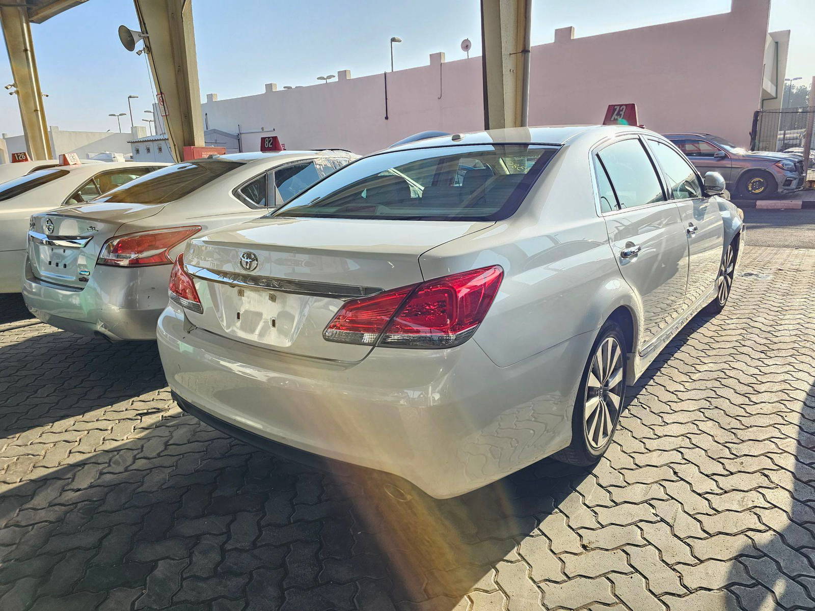 TOYOTA AVALON 2011 - Marhaba Auction Used Cars - Image 3