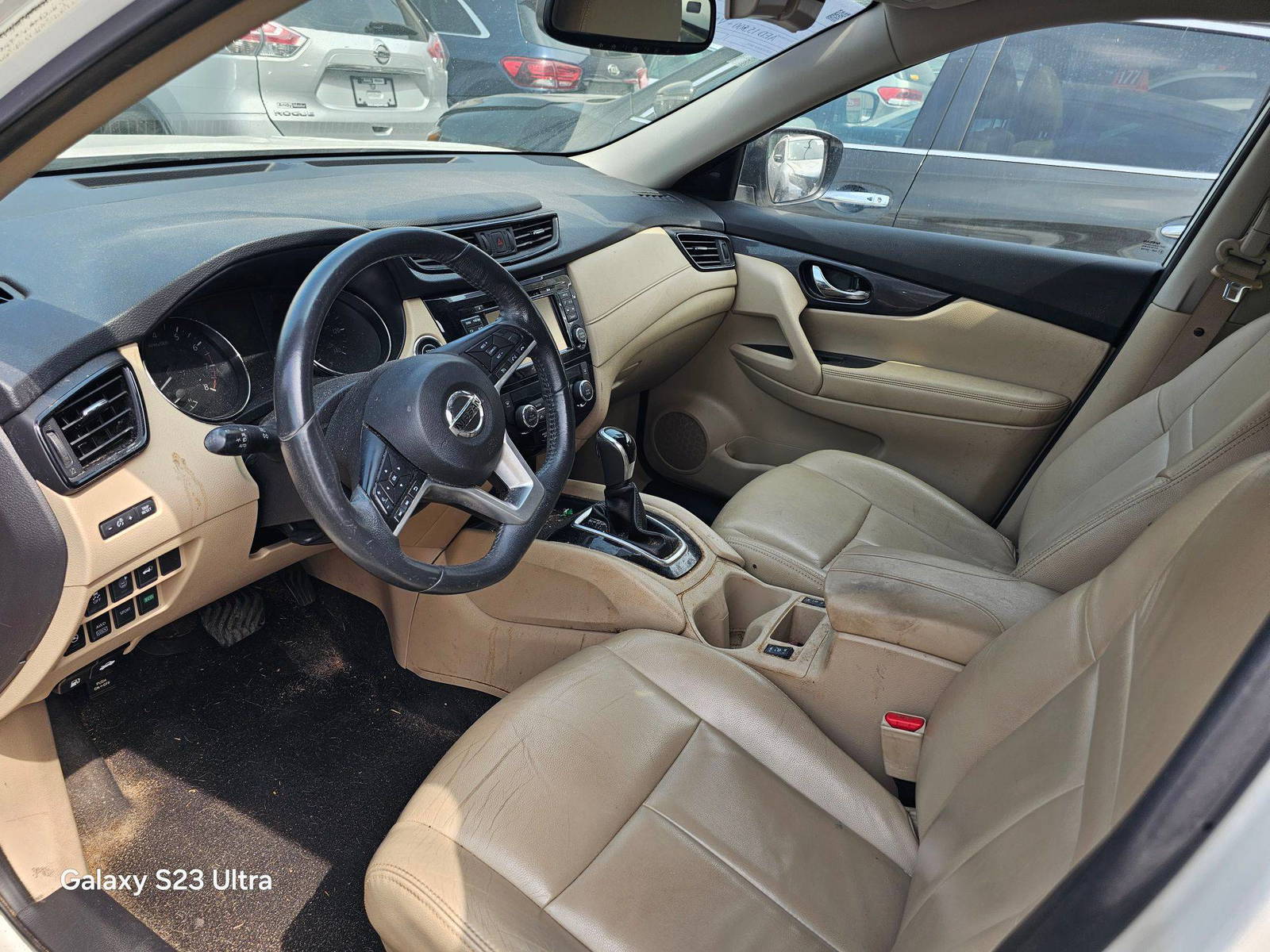 NISSAN ROGUE 2017 - Marhaba Auction Used Cars - Image 8