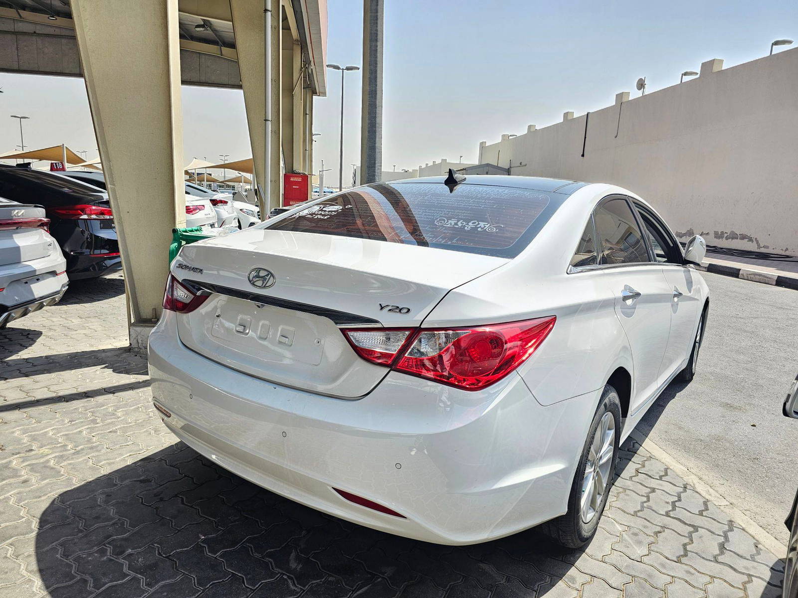 2011 HYUNDAI SONATA — 73795 KM — Lot 235593 — Souq - Marhaba Auctions Used Cars - Image 3
