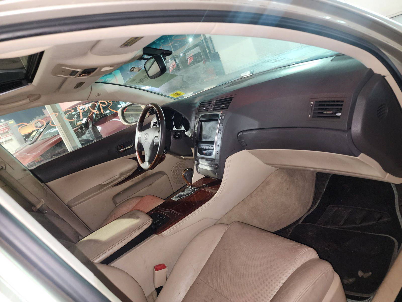 2011 LEXUS GS 350 — 248345 Miles — Lot 39295505 — Souq - Marhaba Auctions Used Cars - Image 10