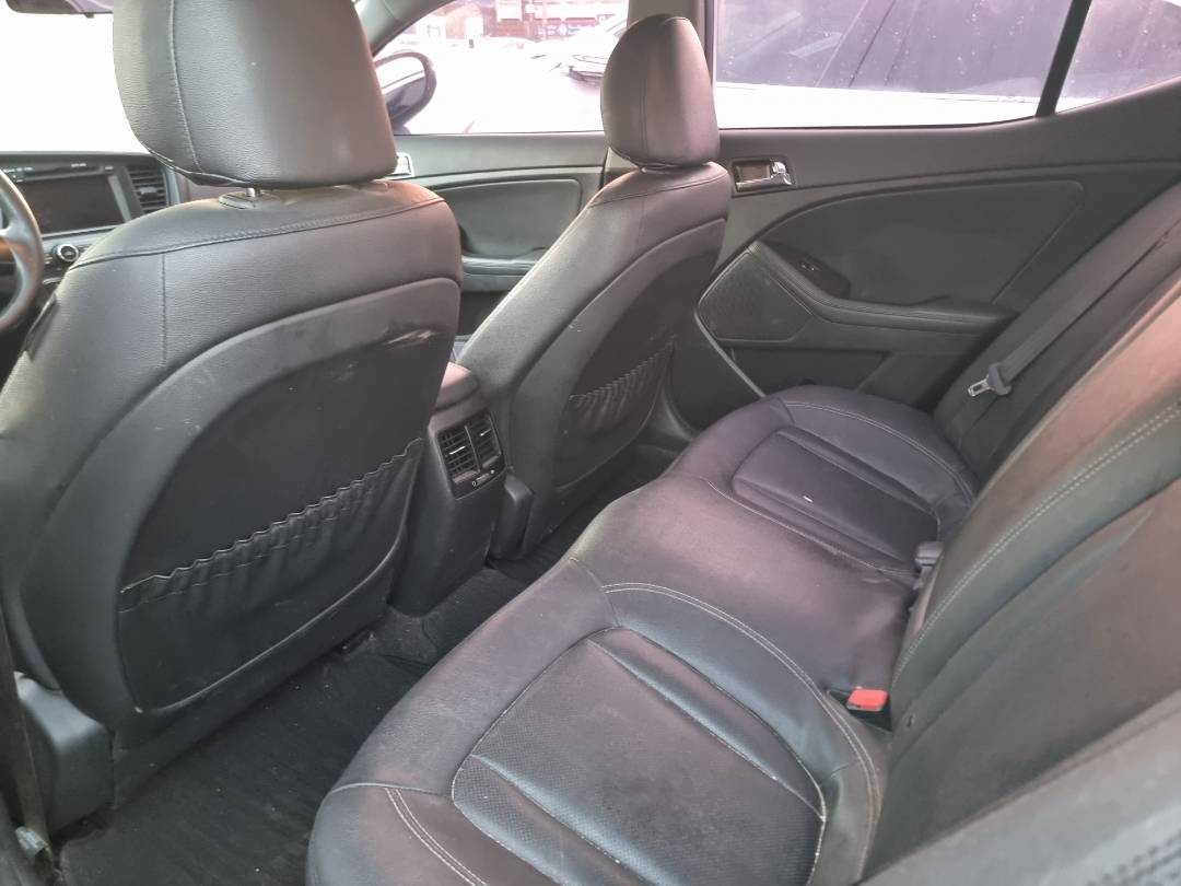 2011 KIA K5 — 233479 KM — Lot 155315 — Souq - Marhaba Auctions Used Cars - Image 8