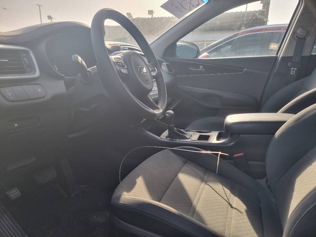 2018 KIA SORENTO — 61944 Miles — Lot 388639 — Ind. 12 - Marhaba Auctions Used Cars - Image 9
