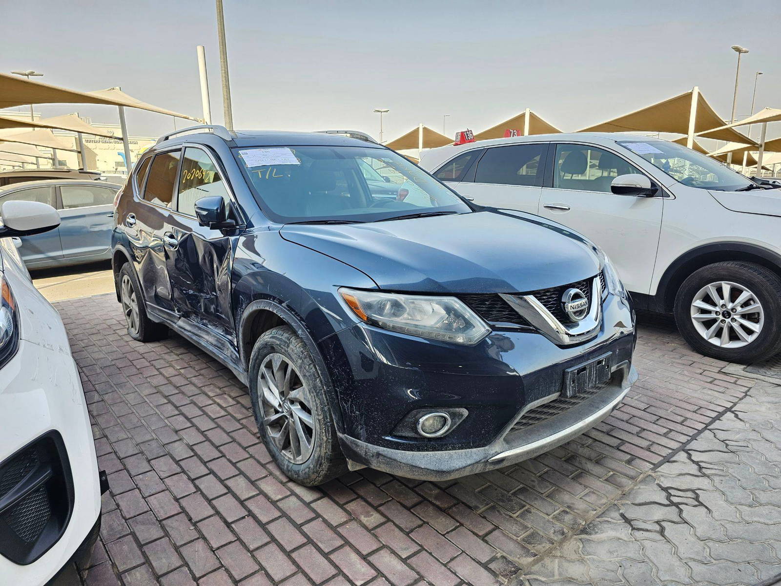 2014 NISSAN ROGUE — 226140 KM — Lot 20206929 — Souq - Marhaba Auctions Used Cars - Image 4