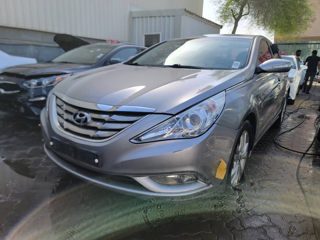 2010 HYUNDAI SONATA — 106413 KM — Lot 061831 — Main - Marhaba Auctions Used Cars - Image 5