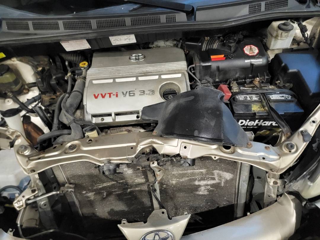 2004 TOYOTA SIENNA — 174021 Miles — Lot 38542606 - Marhaba Auctions Used Cars - Image 8
