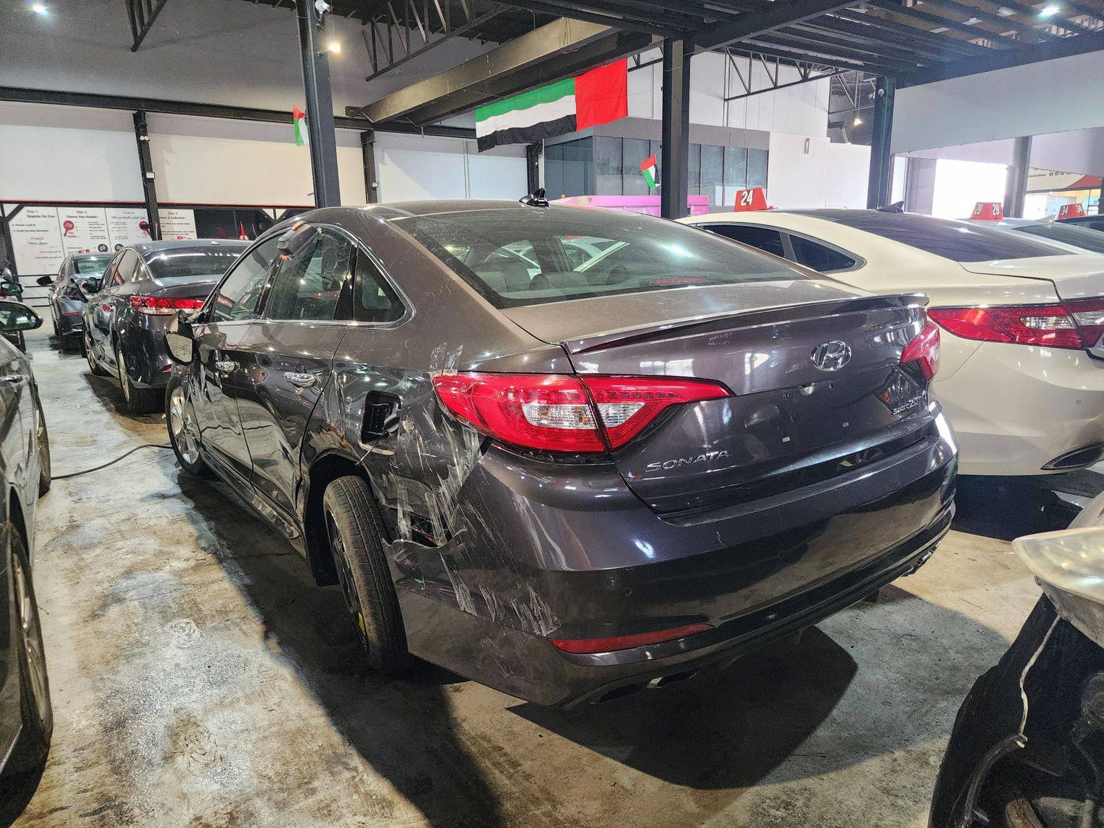 2017 HYUNDAI SONATA — 184279 KM — Lot 52807525 — Souq - Marhaba Auctions Used Cars - Image 3