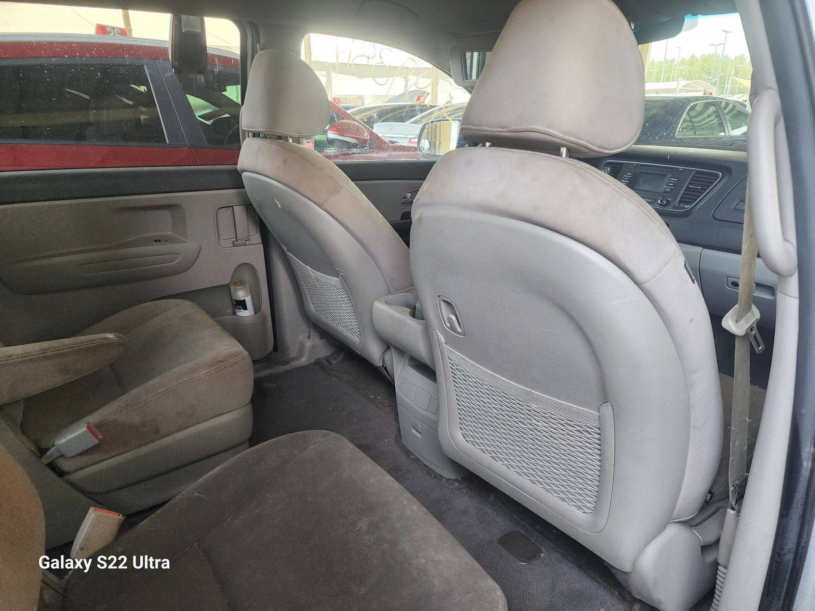 2015 KIA SEDONA — 238663 Miles — Lot 37898814 - Marhaba Auctions Used Cars - Image 4