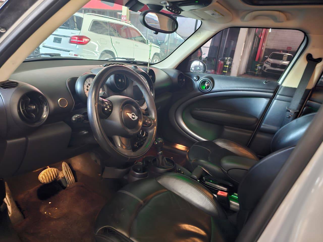 2014 MINI COOPER COUNTRYMAN — 184243 KM — Lot ZC3C55EWP26994 — Main - Marhaba Auctions Used Cars - Image 7