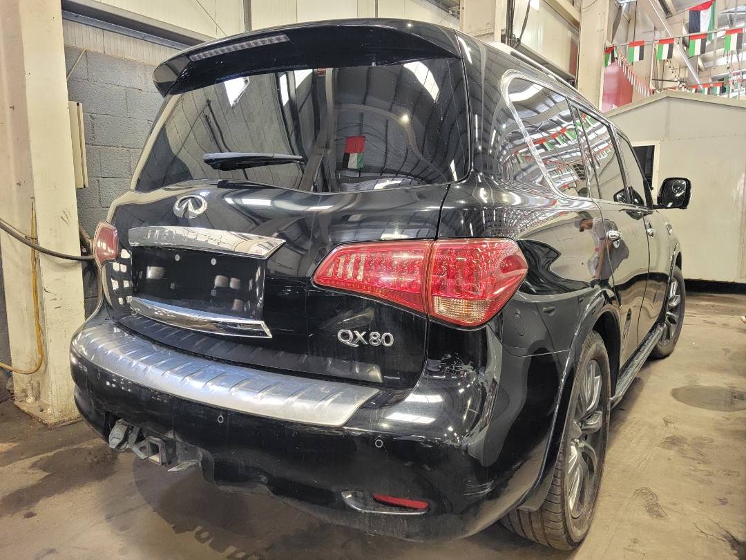 2017 INFINITI QX80 — 188190 Miles — Lot H9644330 — Main - Marhaba Auctions Used Cars - Image 3