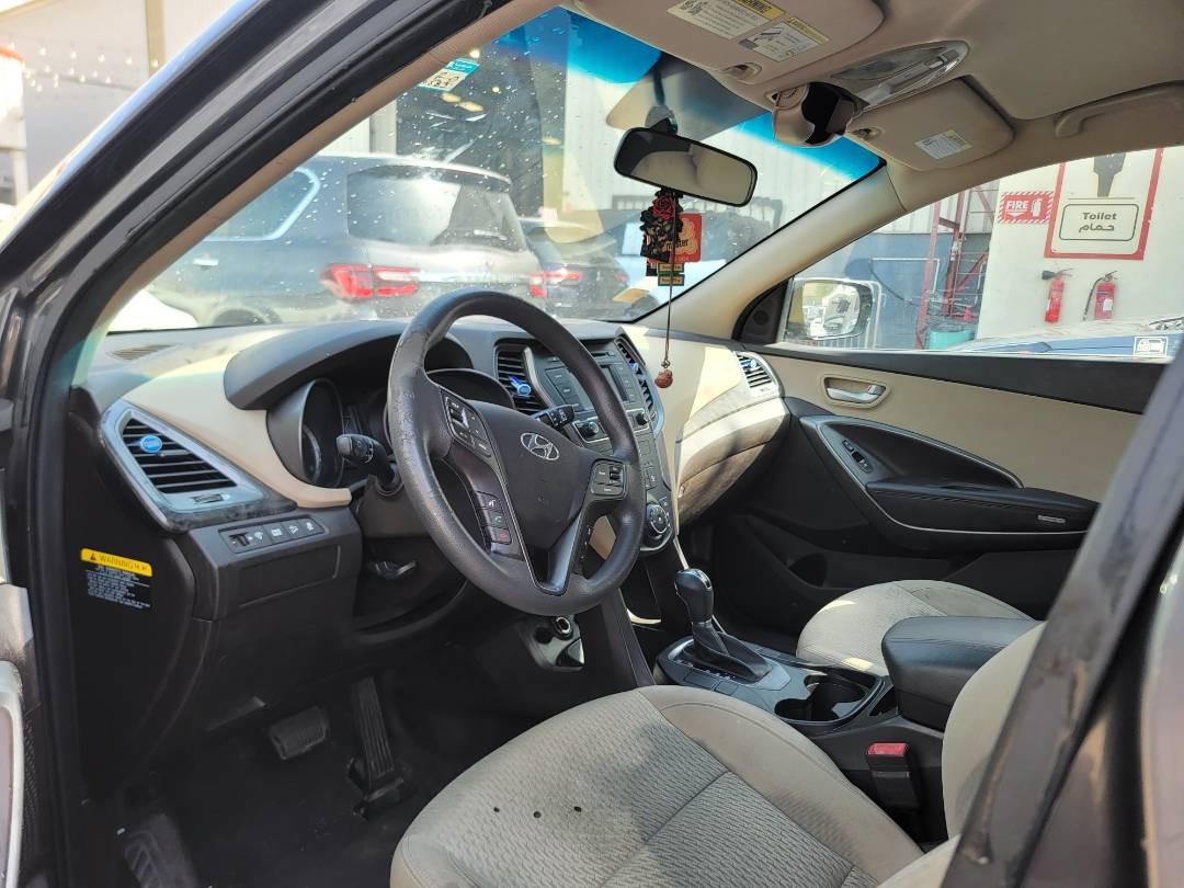 2017 HYUNDAI SANTA FE — 100582 Miles — Lot 450506 — Souq - Marhaba Auctions Used Cars - Image 6