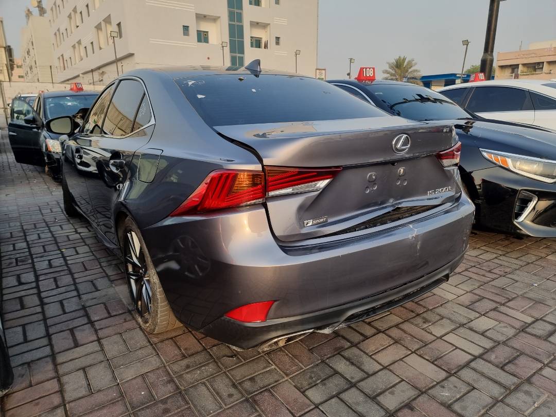 2017 LEXUS IS 200T — 98094 Miles — Lot 050269 — Ind. 12 - Marhaba Auctions Used Cars - Image 3