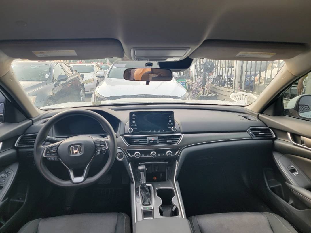 2019 HONDA ACCORD — 52072 KM — Lot KA096296 — Main - Marhaba Auctions Used Cars - Image 7