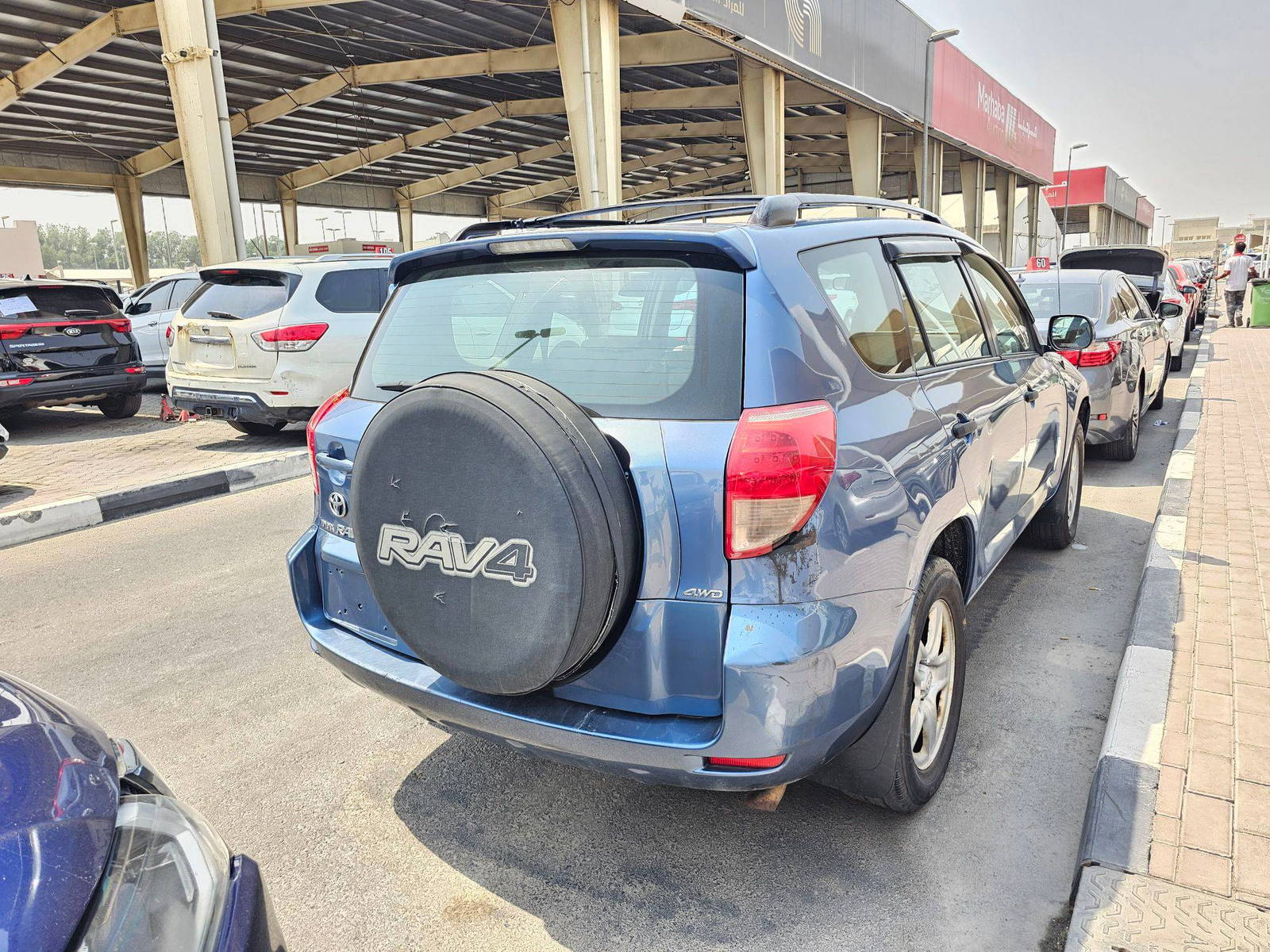 2008 TOYOTA RAV4 — 290988 KM — Lot 85192891 — Souq - Marhaba Auctions Used Cars - Image 3
