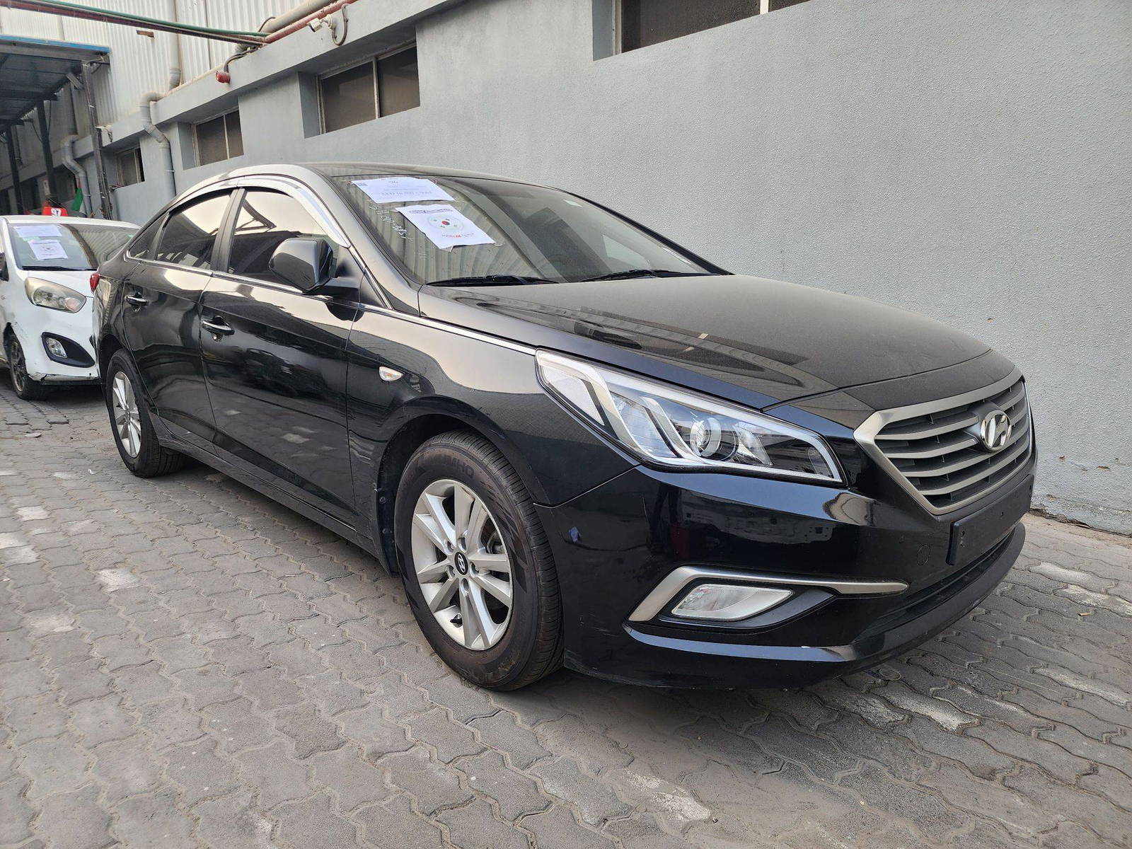 2016 HYUNDAI SONATA — 141281 KM — Lot 192274 — Souq - Marhaba Auctions Used Cars - Image 5