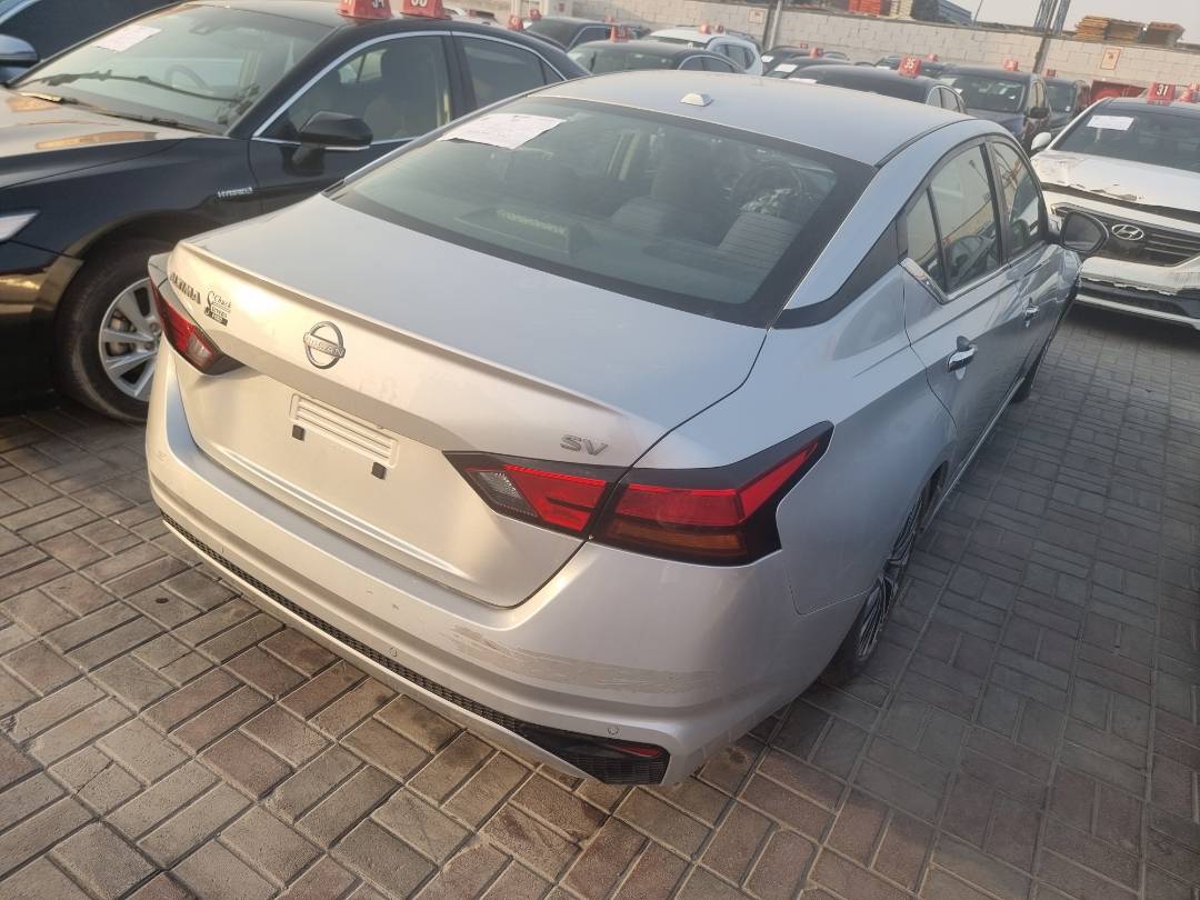 2023 NISSAN ALTIMA — 38989 Miles — Lot 365063 — Ind. 12 - Marhaba Auctions Used Cars - Image 4