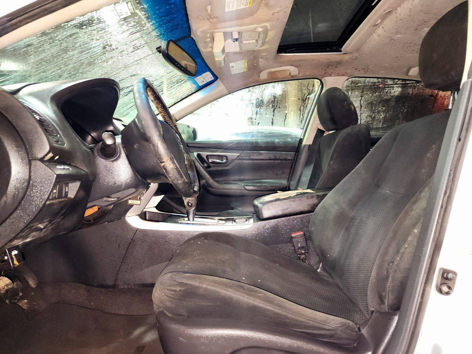 2015 NISSAN ALTIMA — 131848 Miles — Lot 40820488 — Souq - Marhaba Auctions Used Cars - Image 9