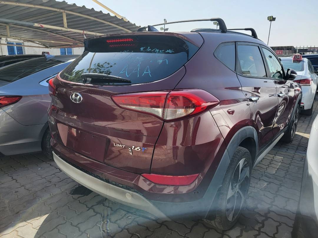 2017 HYUNDAI TUCSON — 114370 Miles — Lot 41355318 — Main - Marhaba Auctions Used Cars - Image 3