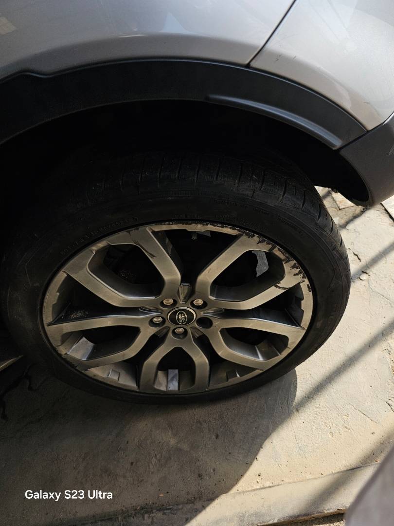 2013 LAND ROVER RANGE ROVER EVOQUE — 249107 Miles — Lot DH798053 — Main - Marhaba Auctions Used Cars - Image 6