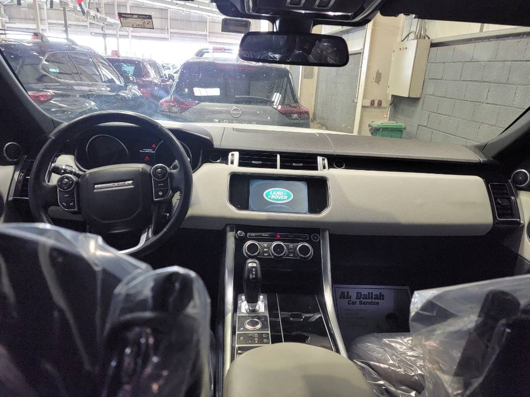 2014 LAND ROVER RANGE ROVER SPORT — 67265 Miles — Lot EA353003 — Main - Marhaba Auctions Used Cars - Image 8