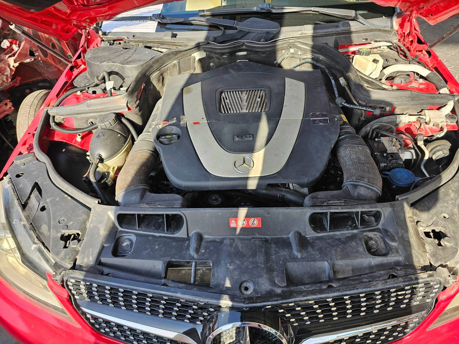 2011 MERCEDES BENZ C300 — 129647 Miles — Lot BR163055 — Souq - Marhaba Auctions Used Cars - Image 12