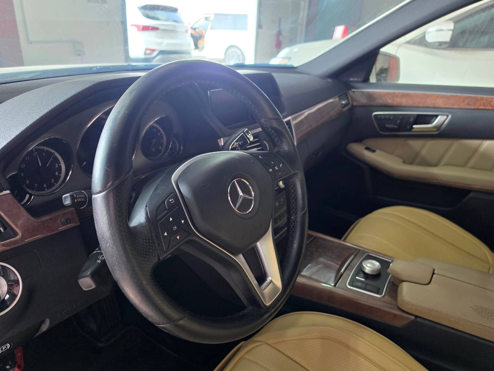 2012 MERCEDES BENZ E 350 — 159102 Miles — Lot 98340755 - Marhaba Auctions Used Cars - Image 9