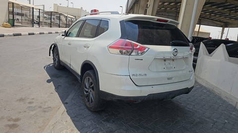 2016 NISSAN ROGUE at Marhaba Auctions
