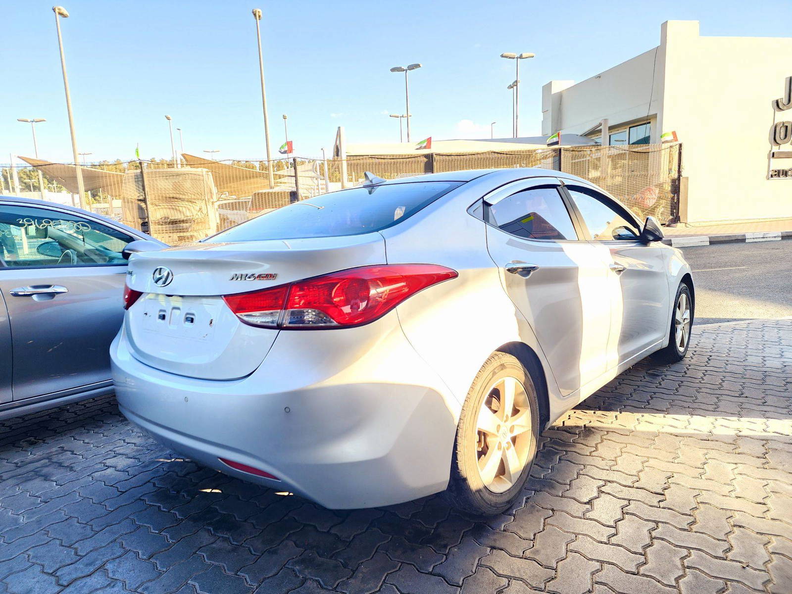 2012 HYUNDAI AVANTE — 71515 KM — Lot 356986 — Souq - Marhaba Auctions Used Cars - Image 4