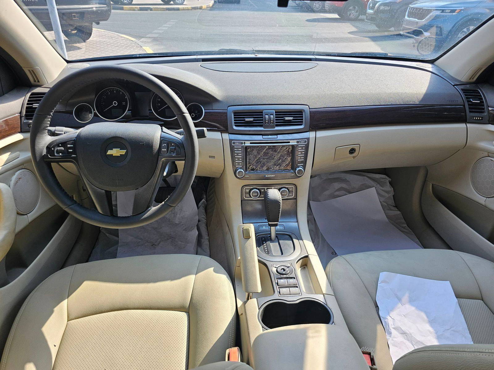 2008 CHEVROLET Caprice — 297407 KM — Lot 4B58L972619 — Souq - Marhaba Auctions Used Cars - Image 7