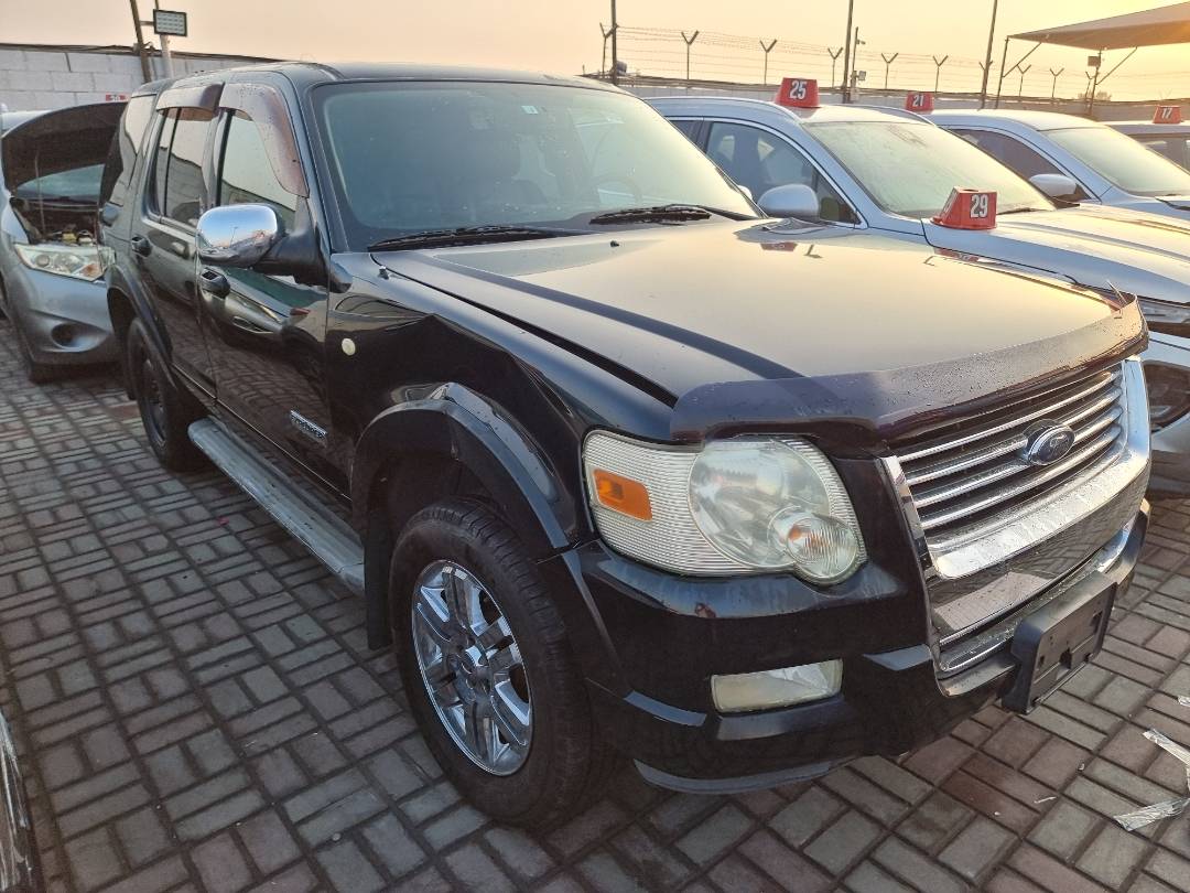 2006 FORD EXPLORER — 158983 KM — Lot 63228 — Ind. 12 - Marhaba Auctions Used Cars - Image 3
