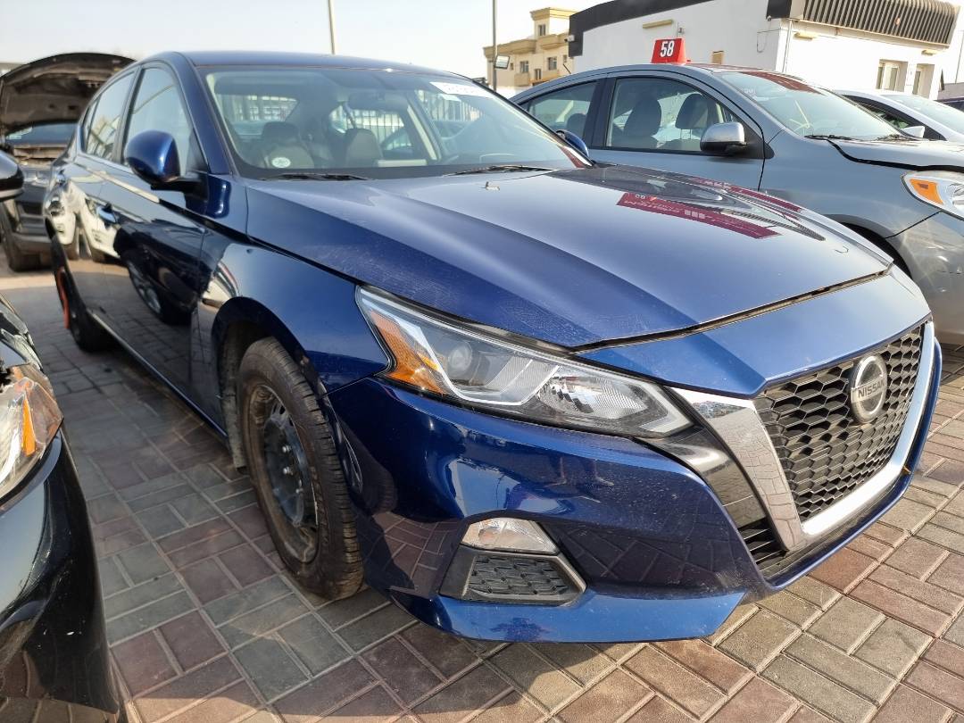 2019 NISSAN ALTIMA — 165519 Miles — Lot 1254789 — Ind. 12 - Marhaba Auctions Used Cars - Image 3
