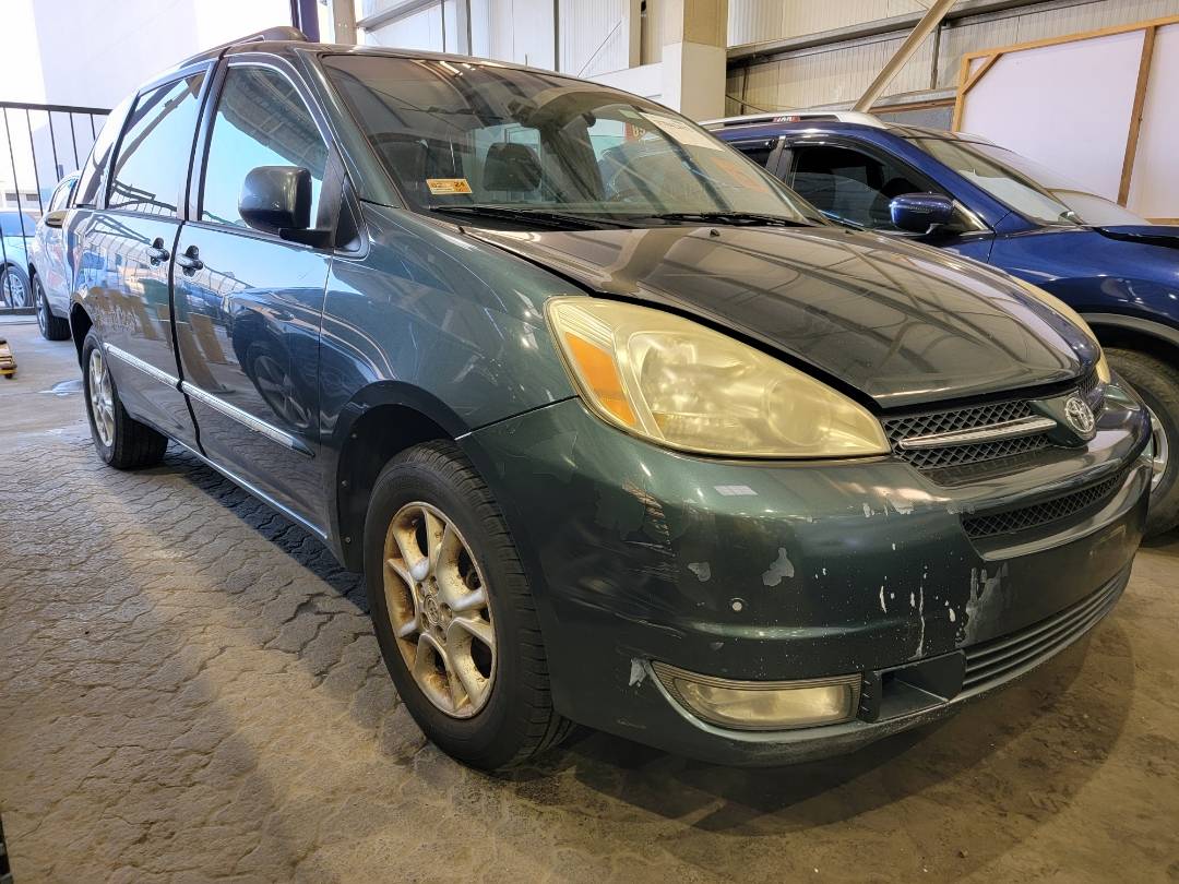 2004 TOYOTA SIENNA — 207112 Miles — Lot 37842412 - Marhaba Auctions Used Cars - Image 5
