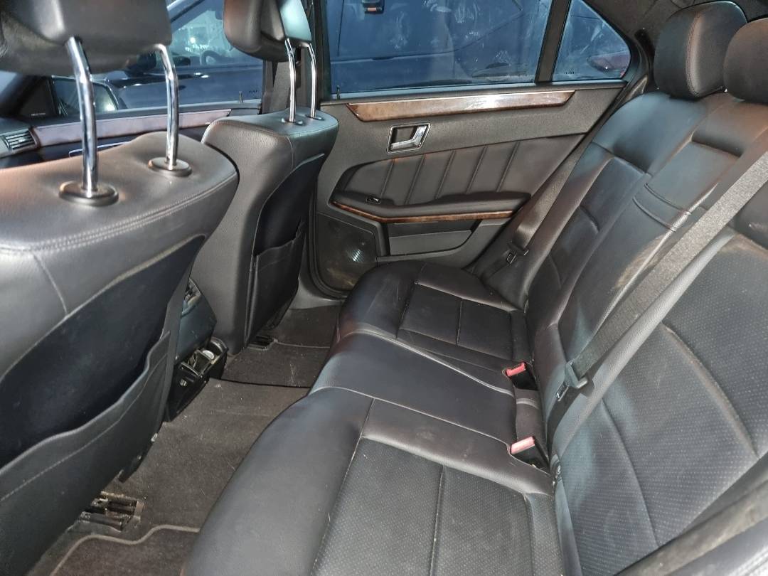 2011 MERCEDES BENZ E 350 — 122593 Miles — Lot 125487 — Souq - Marhaba Auctions Used Cars - Image 6