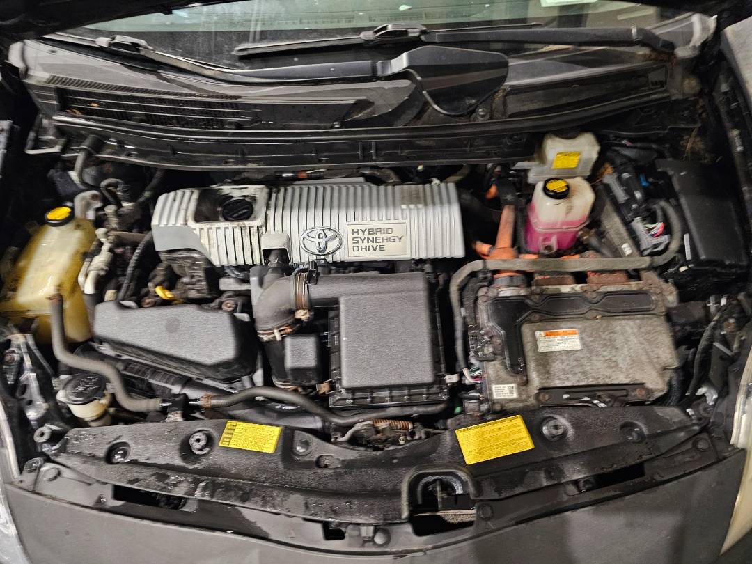 2012 TOYOTA PRIUS — 258124 Miles — Lot 6707368 — Main - Marhaba Auctions Used Cars - Image 9
