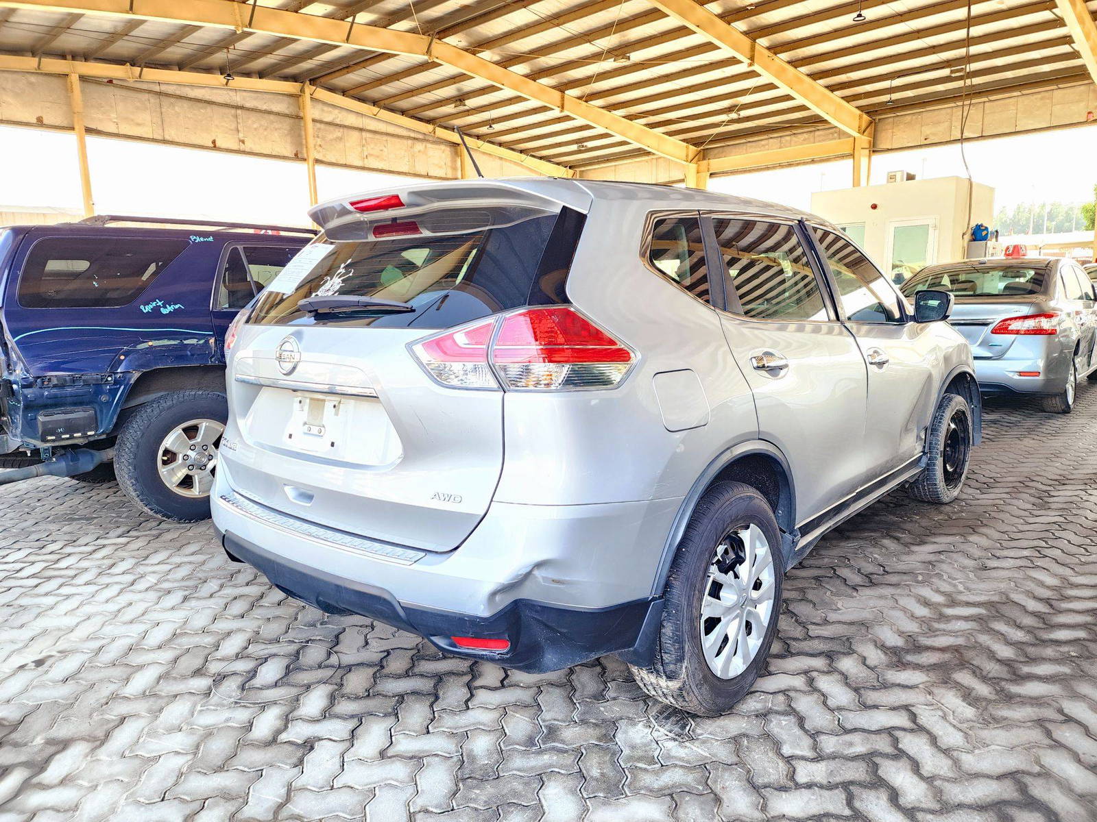 2016 NISSAN ROGUE — 156569 Miles — Lot 62847654 — Souq - Marhaba Auctions Used Cars - Image 3